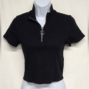 Denim Lab Black Ribbed Short Sleeve Cropped Top Henley Style Zipper Front